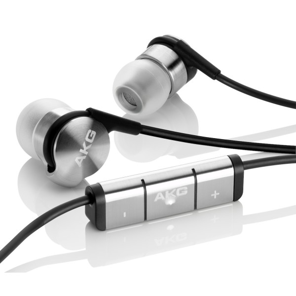 AKG-K391NC